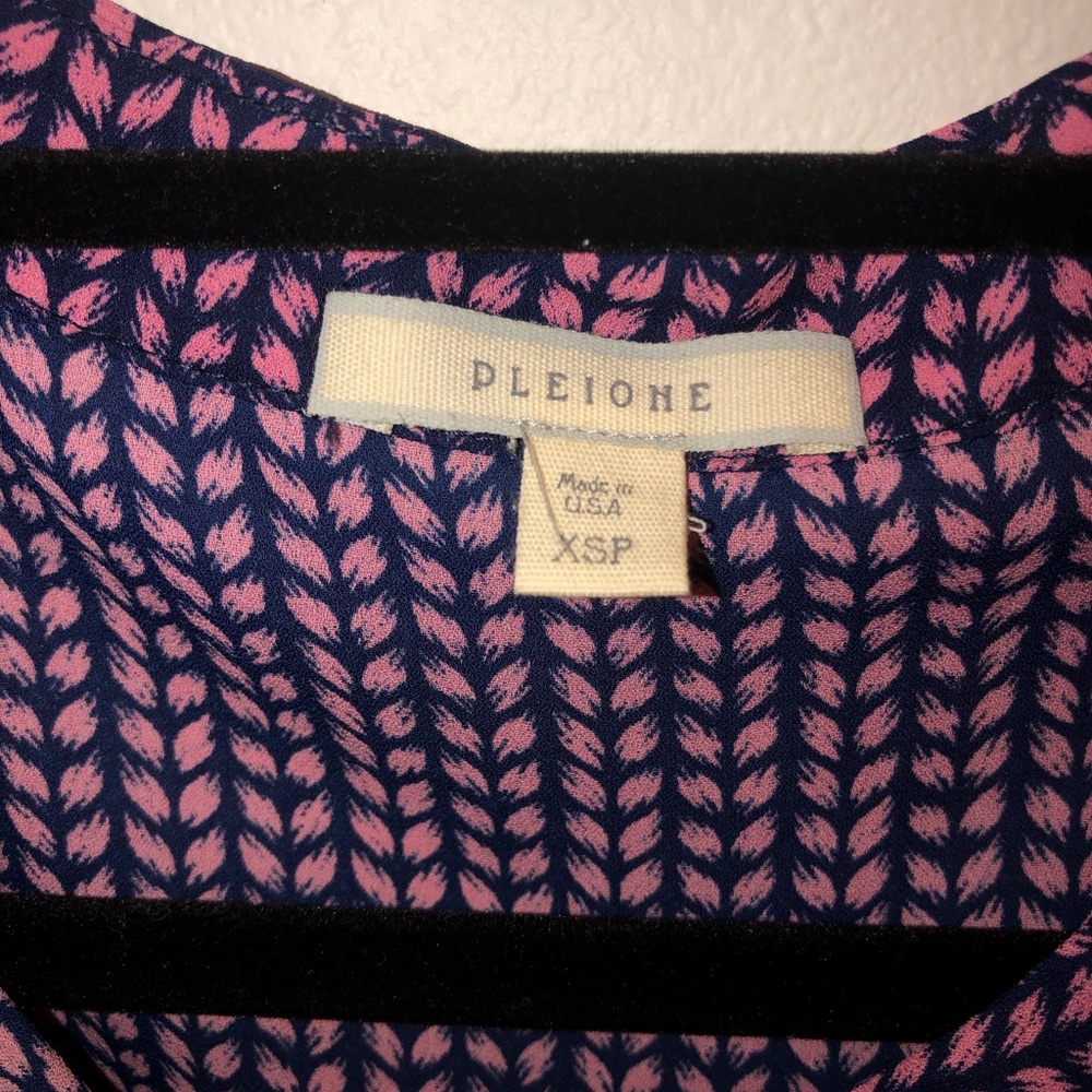 Blouse - Picture 2 of 4